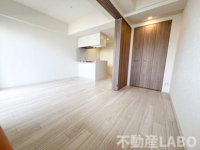 アドバンス大阪クラージュの洋室