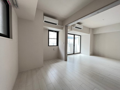 【洋室】 | プレディアコート本町