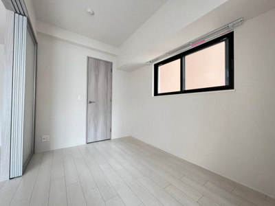 【洋室】 | プレディアコート本町