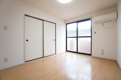 【洋室】 | ニューエクセルハイム | ※同物件・同タイプの写真です。