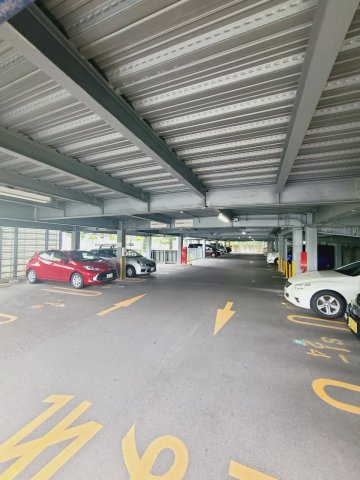 UR浜甲子園さくら街　1号棟の駐車場