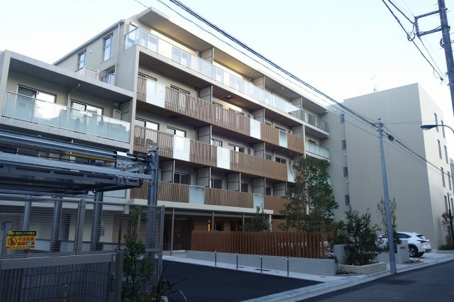ミレーネ滝野川の外観