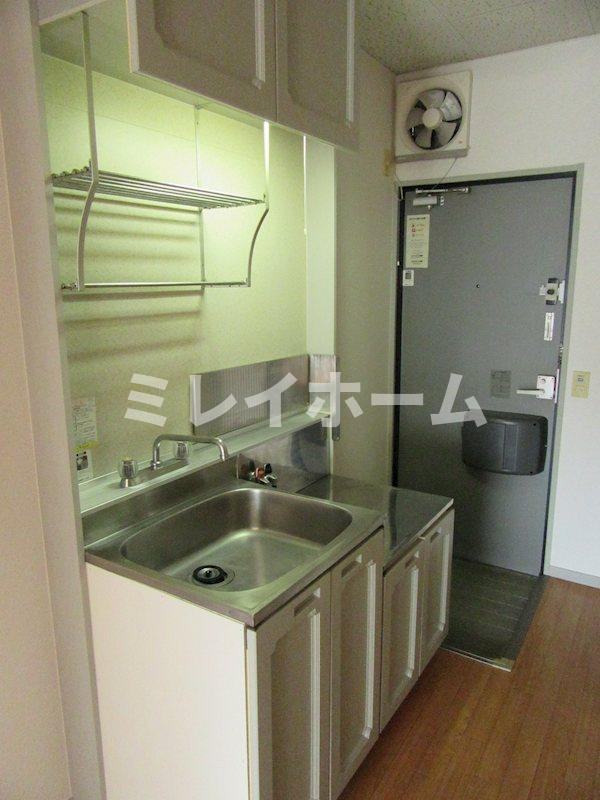 はちすか楼のキッチン