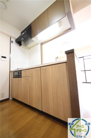 プラザハイツ二ツ屋B棟のキッチン|※類似部屋