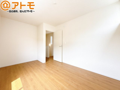 【子供部屋】 | 葵区大岩三丁目2期　新築戸建　全1棟 | お子様のお友達が遊びに来た時も、子供部屋があると楽しく過ごせますね♪