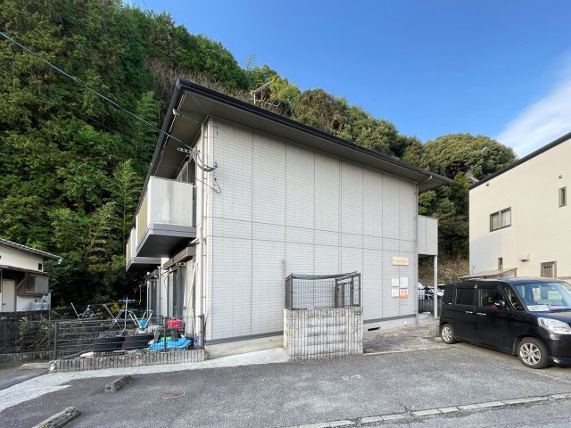 大野城市牛頸３丁目のアパート