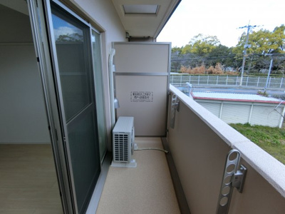 【バルコニー】 | 西田中ヒルズ