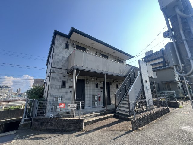 シャーメゾン本山北町の外観