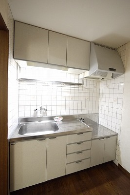 シャインブライトリー寿館のキッチン|※写真は別の部屋のものです。