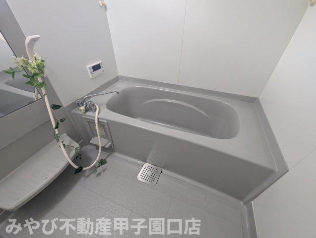 YUSEI　RESIDENCE甲子園5の浴室
