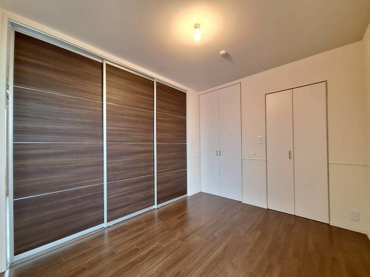 ファーストワンの収納|★ウォークインクローゼット★同じメーカー参考資料★