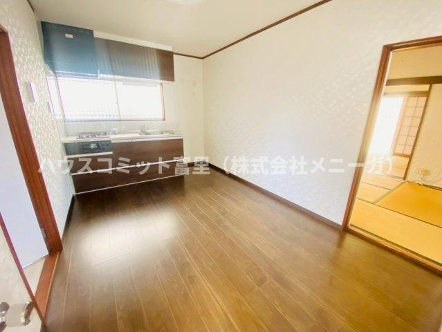 根木名　平屋中古戸建の居間・リビング