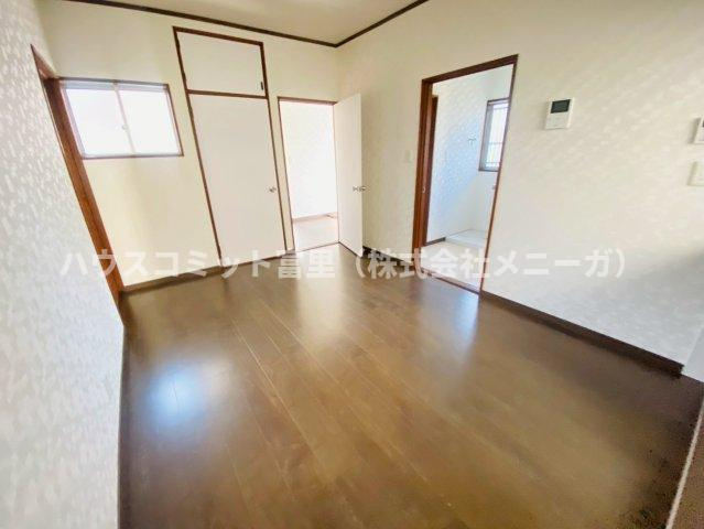 根木名　平屋中古戸建の居間・リビング
