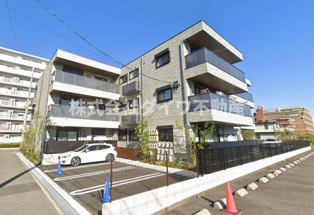 ケントスクエア八番館の駐車場