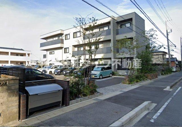 ケントスクエア八番館の外観