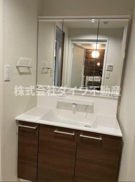 ケントスクエア八番館の洗面所