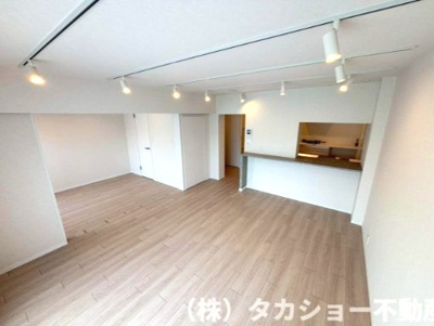 【居間・リビング】 | 第二検見川ハウス | 居間です