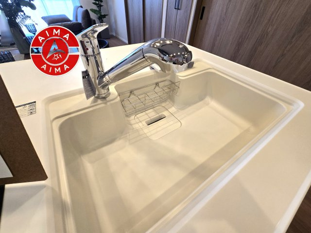ロワールマンション青葉WEST棟の設備|浄水器付きで、日々の飲み水や料理に安心してご利用いただけます。