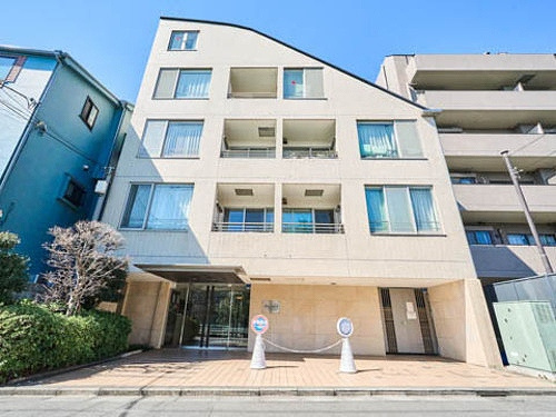 デュオ・スカーラ幡ヶ谷の外観|建物外観　※2024年3月撮影