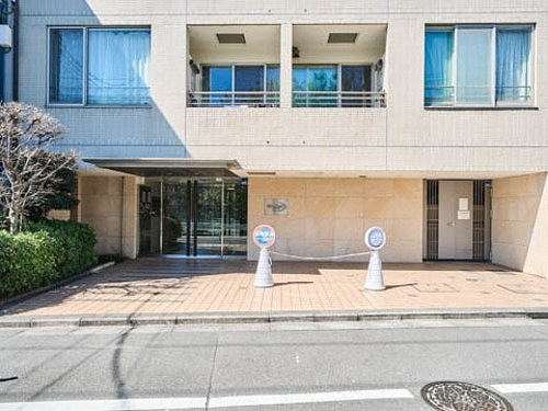 デュオ・スカーラ幡ヶ谷のエントランス|エントランス　※2024年3月撮影