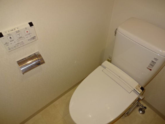 スカイコートパレス大島のトイレ