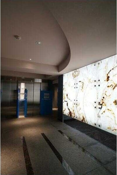 スカイコートパレス大島のロビー