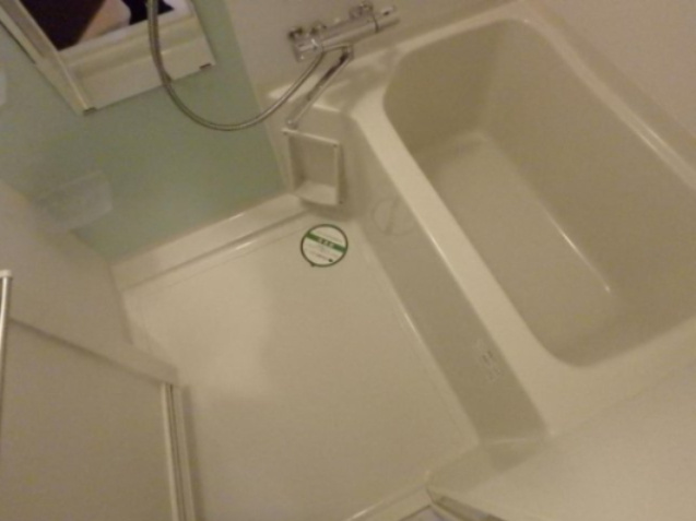 スカイコートパレス大島の浴室