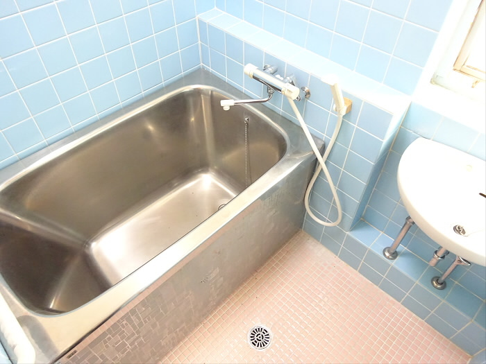 ブラウンハイツの浴室|落ち着いた空間のお風呂です