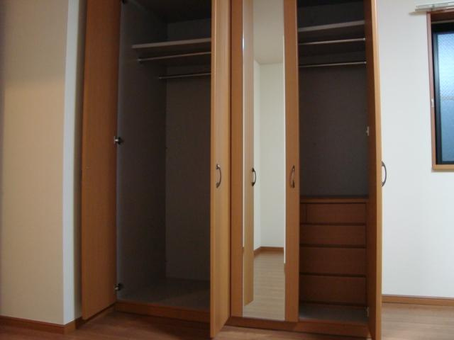 イーストピアTSUKUBAの収納|クローゼット