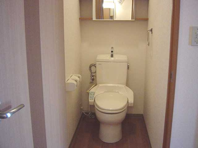 イーストピアTSUKUBAのトイレ|シャワー付きトイレ