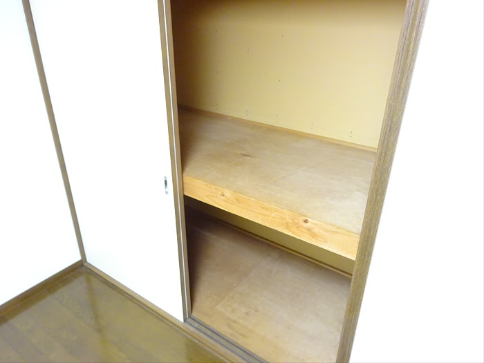 コーポ石川の収納|ちょっとした収納スペースも充実しています