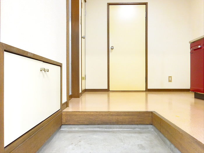 コーポ石川の玄関|シンプルで使いやすい玄関です