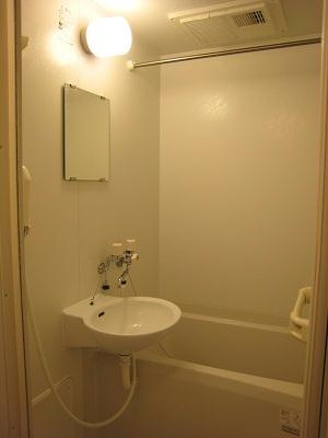 レオパレス喜十の浴室