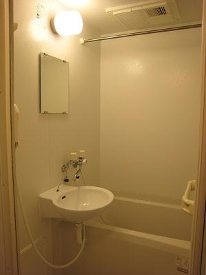 レオパレス喜十の洗面所