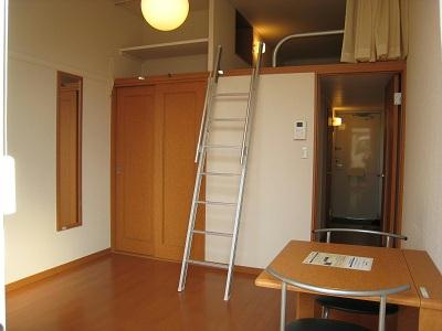 レオパレス喜十の居間・リビング