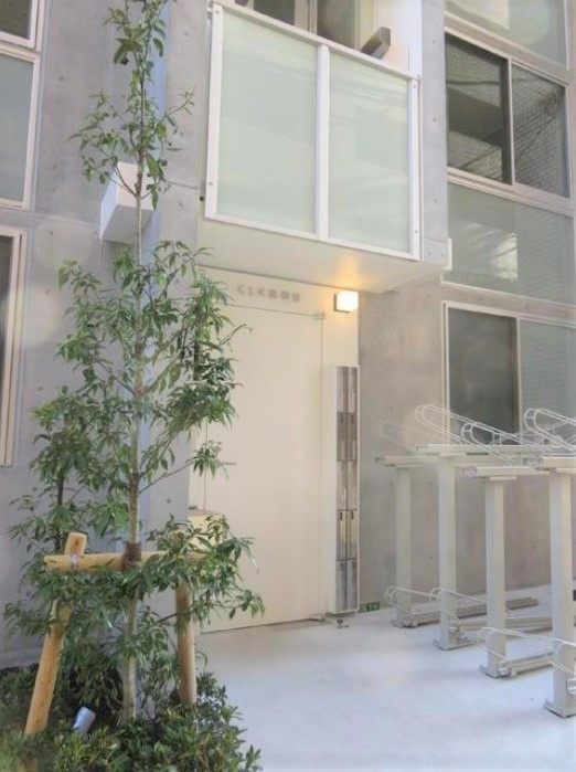 【エントランス】