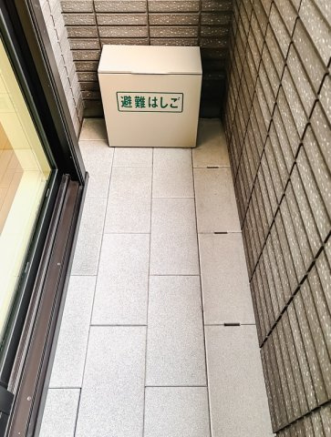 メゾン　ド　リーヴのバルコニー|開放的で明るい空間を演出してくれるバルコニーです