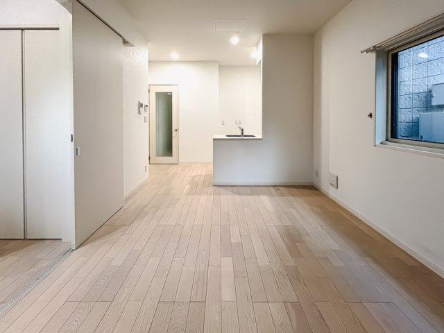 メゾン　ド　リーヴの居間・リビング|ゆったりとした居間です