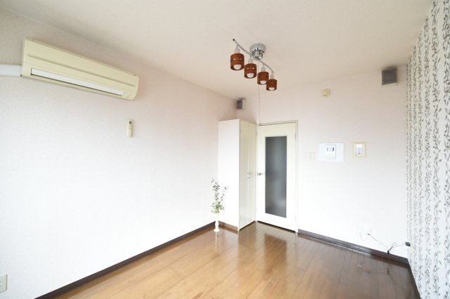 プライムガーデン桜上水の洋室|※家具・小物はイメージです※