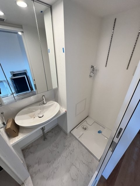 chateau de bliss の洗面所|広い洗面スペース