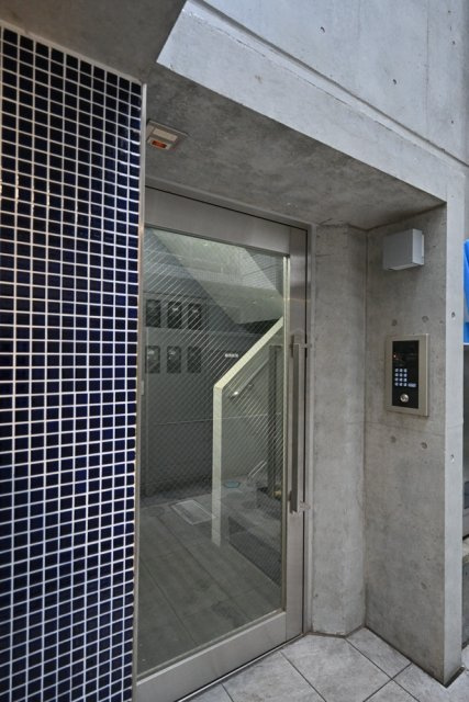 chateau de bliss のエントランス|ゆとりのあるエントランスです