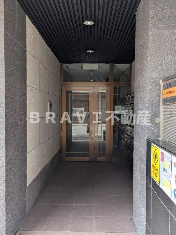 プランドール天満 BRAVI不動産のエントランス