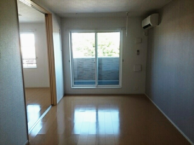 ＫＡＬＩＯＮ　Ａの居間・リビング|居室・リビング