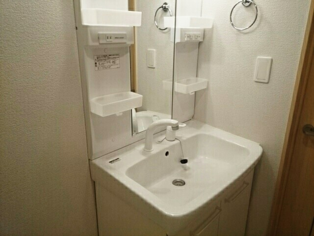 ＫＡＬＩＯＮ　Ａの洗面所|洗面所