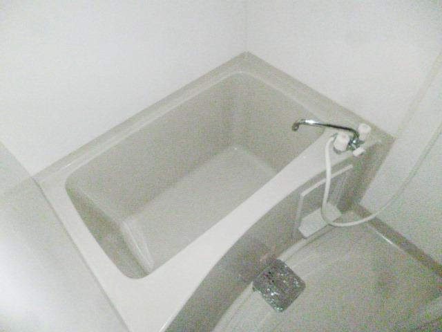 アーベイン浦和の浴室|コンパクトで使いやすいお風呂です