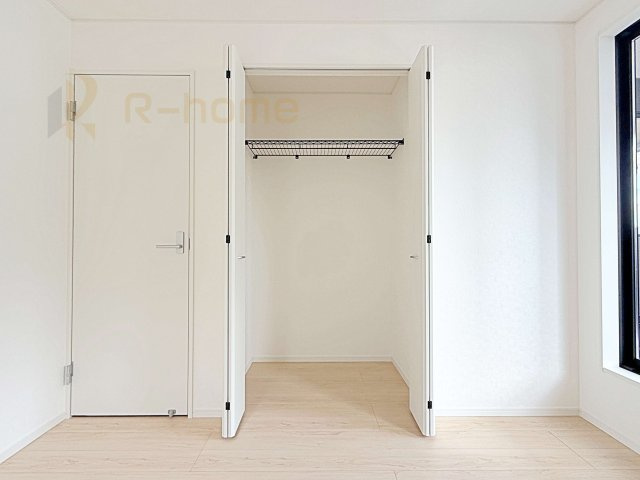 常総市本石下第12　新築戸建て　5号棟の収納|2階は全居室収納スペースを設置！
充分な容量で居住空間もスッキリ♪