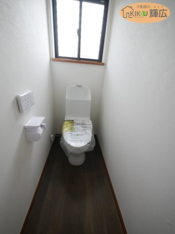 姫路市白浜町宇佐崎北1丁目　中古戸建のトイレ