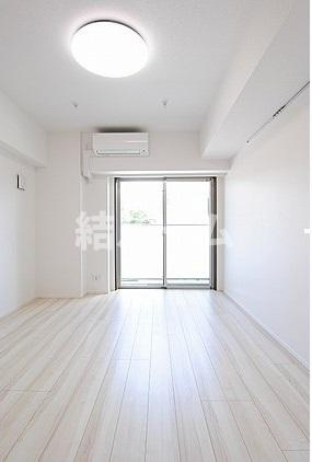 板橋区東新町１丁目の賃貸マンションの居間・リビング