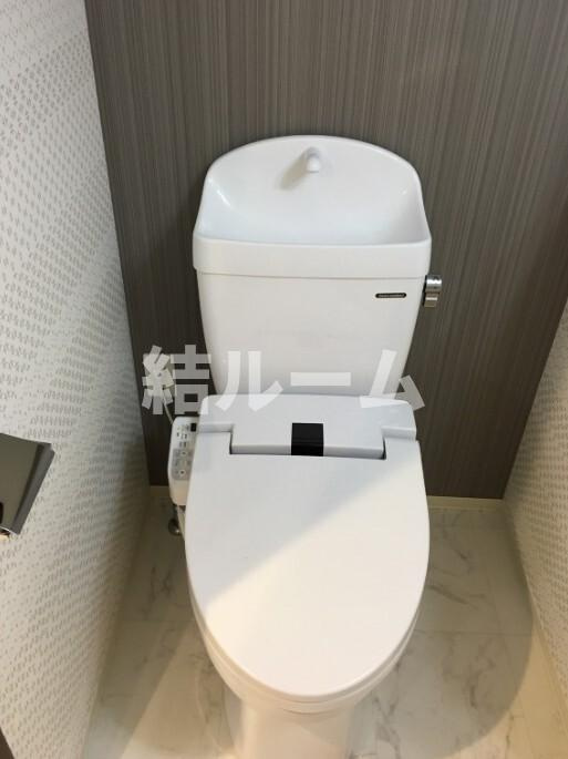 板橋区東新町１丁目の賃貸マンションのトイレ