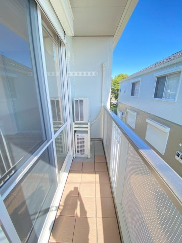 【バルコニー】